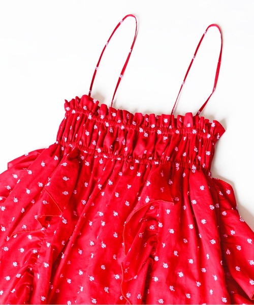 HOLIDAY(ホリデイ)の「FLOWER EMBROIDERY RUFFLE RUFFLE STRAP DRESS フラワーエンブロイダリーラッフルラッフルストラップドレス(ワンピース・レディース・レッド・ONE SIZE)」の3枚目の写真