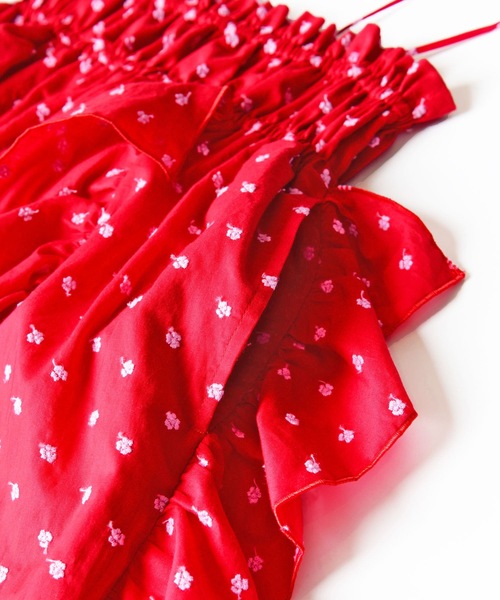 HOLIDAY(ホリデイ)の「FLOWER EMBROIDERY RUFFLE RUFFLE STRAP DRESS フラワーエンブロイダリーラッフルラッフルストラップドレス(ワンピース・レディース・レッド・ONE SIZE)」の4枚目の写真