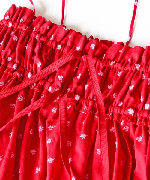 HOLIDAY(ホリデイ)の「FLOWER EMBROIDERY RUFFLE RUFFLE STRAP DRESS フラワーエンブロイダリーラッフルラッフルストラップドレス(ワンピース・レディース・レッド・ONE SIZE)」の5枚目の写真