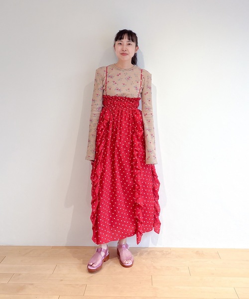 HOLIDAY(ホリデイ)の「FLOWER EMBROIDERY RUFFLE RUFFLE STRAP DRESS フラワーエンブロイダリーラッフルラッフルストラップドレス(ワンピース・レディース・レッド・ONE SIZE)」の7枚目の写真