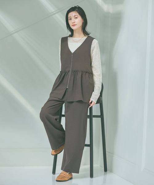 LAKOLE（ラコレ）の「レースプルオーバー長袖 / 660015（Tシャツ/カットソー・レディース・グレー/ブラック/アイボリー・FREE）」の4枚目の写真