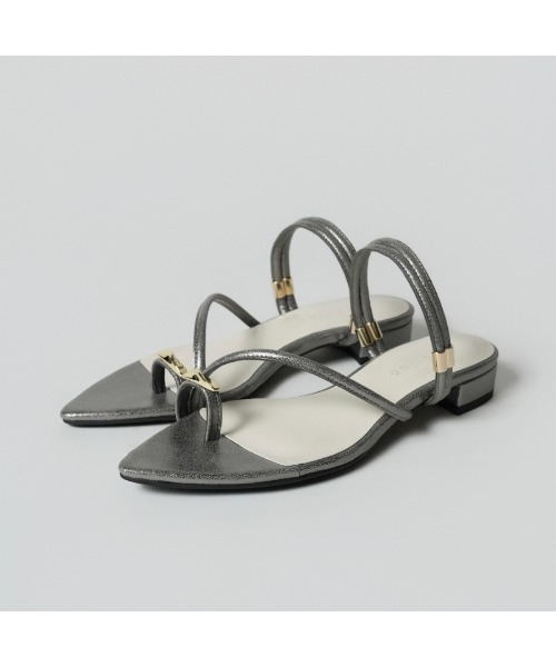 carino（カリーノ）の「トングサンダル（サンダル・レディース・ブラック/ダークブラウン/シルバー系その他/ライトブルー・S/LL/M/L）」の4枚目の写真