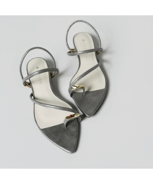 carino（カリーノ）の「トングサンダル（サンダル・レディース・ブラック/ダークブラウン/シルバー系その他/ライトブルー・S/LL/M/L）」の10枚目の写真