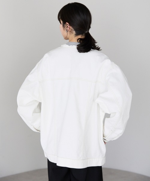 pocket(ポケット)の「ノーカラーデニムツイルジャケット(デニムジャケット・レディース・オフホワイト/ブルー/ブラック・FREE)」の22枚目の写真