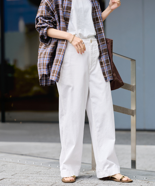 FRAMeWORK(フレームワーク)の「≪一部カラーWEB限定 / 追加≫OVER SIZED CHINO パンツ 2(チノパンツ・レディース・ベージュ/ブラウン/ホワイト・40/38/36)」の6枚目の写真