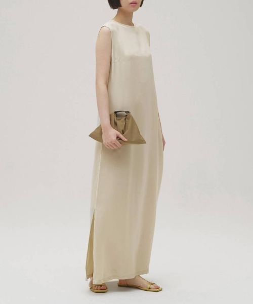 TODAYFUL(トゥデイフル)の「TODAYFUL Leatherbelt Mini Bag レザーベルトミニバッグ/12621009(ハンドバッグ・レディース・ベージュ/ブラック・ONE SIZE)」の6枚目の写真
