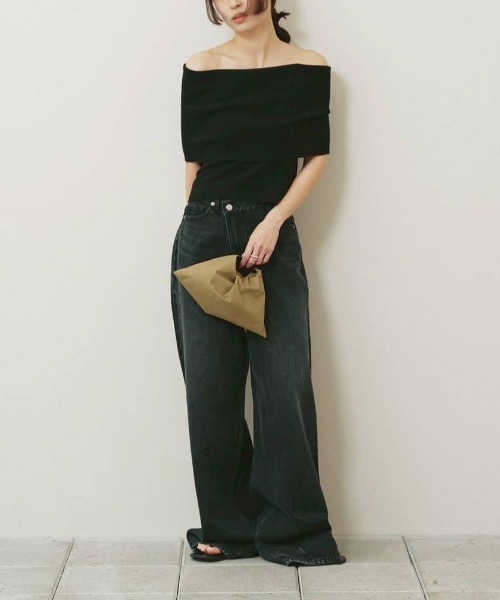 TODAYFUL(トゥデイフル)の「TODAYFUL Leatherbelt Mini Bag レザーベルトミニバッグ/12621009(ハンドバッグ・レディース・ベージュ/ブラック・ONE SIZE)」の13枚目の写真