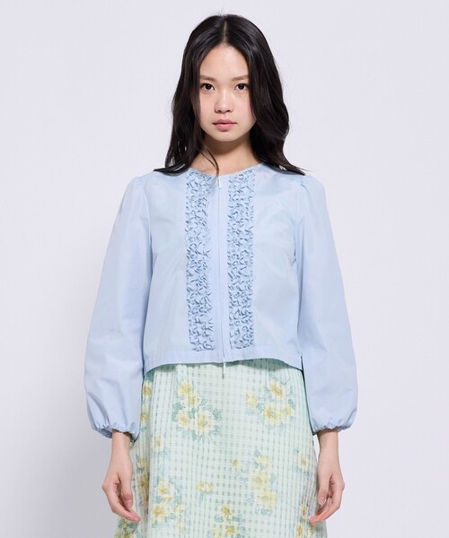 TOCCA（トッカ）の「SWEET FRILL JACKET ジャケット（ノーカラージャケット・レディース・スカイブルー系/ホワイト系・0/4）」の6枚目の写真