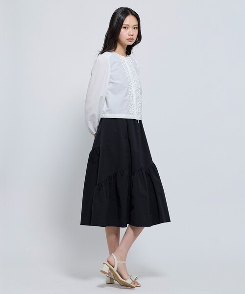 TOCCA（トッカ）の「SWEET FRILL JACKET ジャケット（ノーカラージャケット・レディース・スカイブルー系/ホワイト系・0/4）」の15枚目の写真