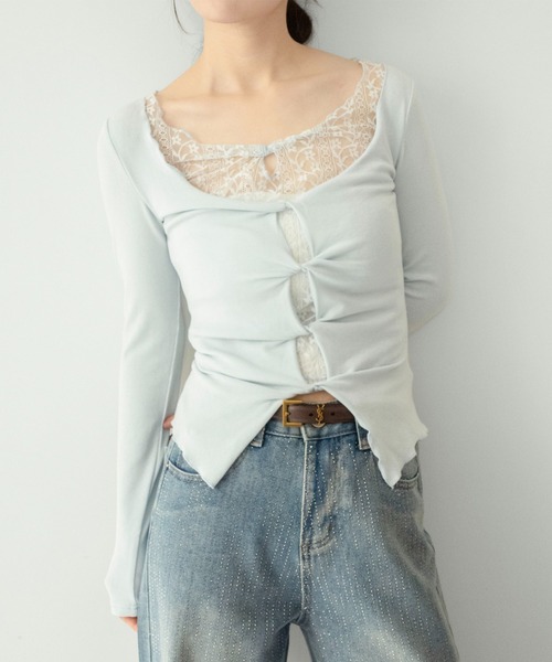 on:nue（オンニュ）の「【on:nue】[着用動画あり！] ねじれカットアウトレイヤードトップス（Tシャツ/カットソー・レディース・ライトブルー/スモークピンク/ベージュ・FREE）」の3枚目の写真