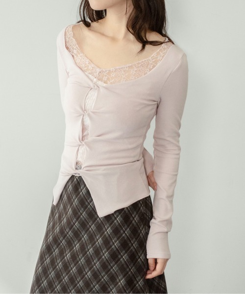 on:nue（オンニュ）の「【on:nue】[着用動画あり！] ねじれカットアウトレイヤードトップス（Tシャツ/カットソー・レディース・ライトブルー/スモークピンク/ベージュ・FREE）」の18枚目の写真