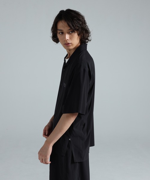 Y-3(ワイスリー)の「Y-3 ULTRALIGHT WOVEN SHIRT(シャツ/ブラウス・メンズ・ブラック・SMALL/X-SMALL/XX-LARGE/X-LARGE/LARGE/MEDIUM)」の3枚目の写真