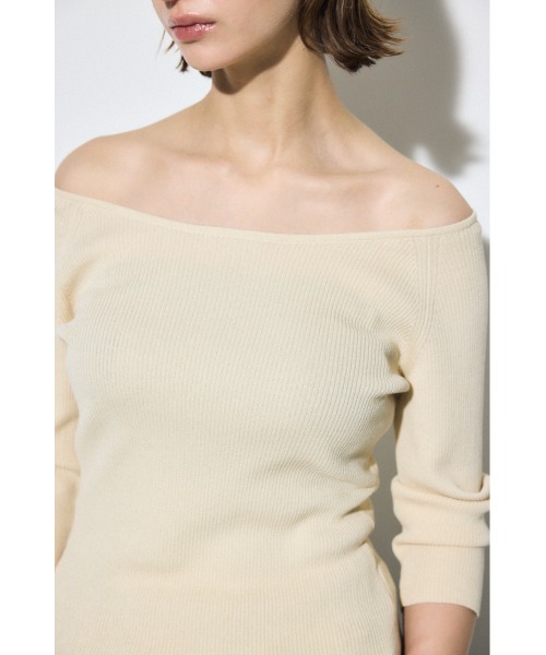 AZUL by moussy(アズールバイマウジー)の「オフショルニットトップス(ニット/セーター・レディース・ブルー/ライトイエロー/ブラック/アイボリー・MEDIUM/SMALL)」の13枚目の写真