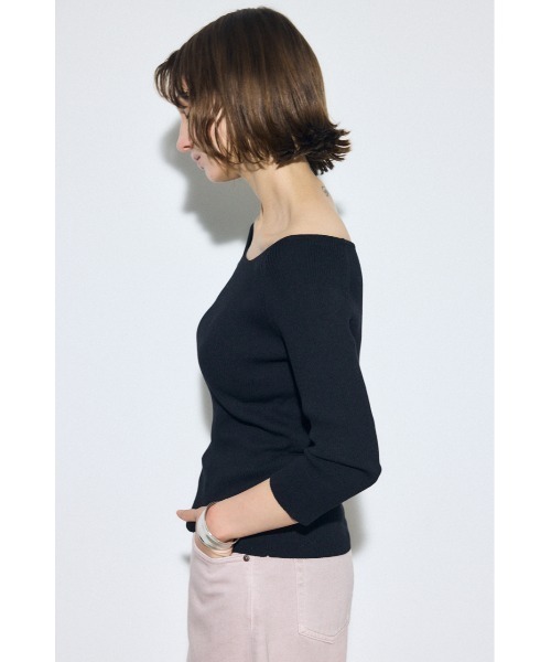AZUL by moussy(アズールバイマウジー)の「オフショルニットトップス(ニット/セーター・レディース・ブルー/ライトイエロー/ブラック/アイボリー・MEDIUM/SMALL)」の20枚目の写真