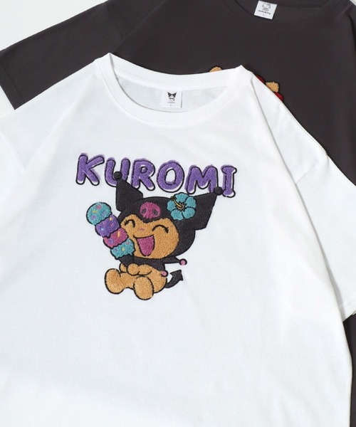 sanrio(サンリオ)の「2026SS sanrio/サンリオ キャラクター フロント/バック サガラ刺繍 半袖Tシャツ(Tシャツ/カットソー・レディース・ホワイト/サックスブルー/スミクロ/アッシュグレー・L/M)」の1枚目の写真