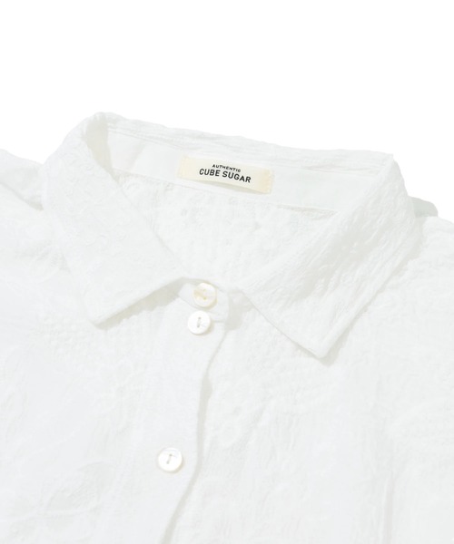 CUBE SUGAR（キューブシュガー）の「CUBE SUGAR/キューブシュガー　花刺繍 シアーシャツ（シャツ/ブラウス・レディース・ホワイト・FREE）」の2枚目の写真