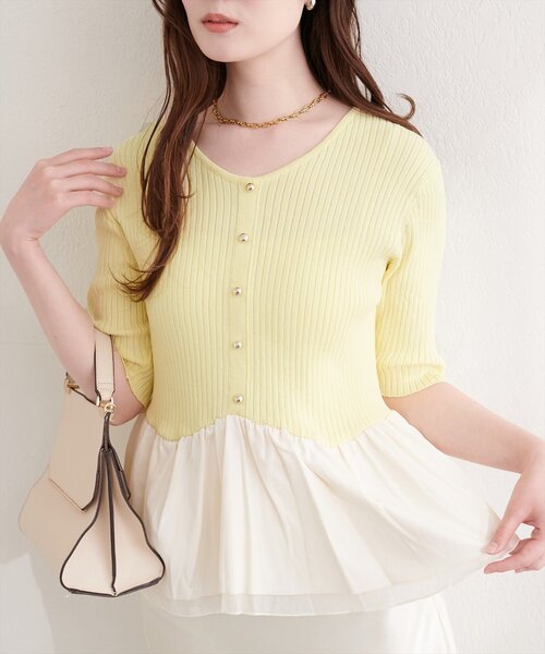 natural couture（ナチュラルクチュール）の「異素材ペプラム半袖ニット（ニット/セーター・レディース・ブラック/その他1/ネイビー/ピンク/オフホワイト/イエロー・FREE）」の4枚目の写真