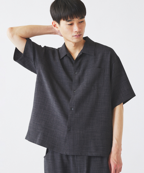 JOURNAL STANDARD relume(ジャーナルスタンダード レリューム)の「テックキャンバス レギュラーカラー 半袖シャツ(セットアップ対応可能)(シャツ/ブラウス・メンズ・ブラウン系その他/アイボリー/ブラック・MEDIUM/LARGE)」の1枚目の写真