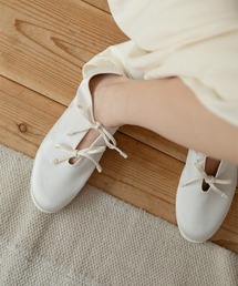 leinwande（ラインヴァンド）の「LITE PRIM RIBBON（スニーカー）」