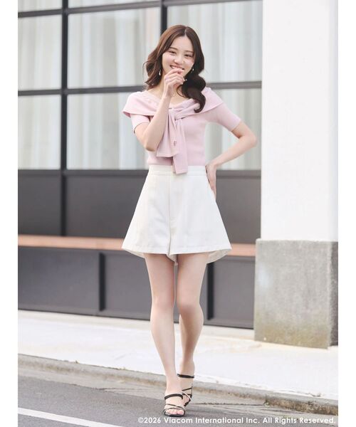 MERCURYDUO(マーキュリーデュオ)の「【EMILY IN PARISコラボ】レイヤードライクツイストニット(ニット/セーター・レディース・ピンク・FREE)」の15枚目の写真