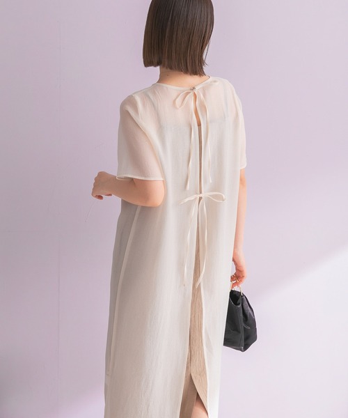 URBAN RESEARCH ROSSO WOMEN（アーバンリサーチ　ロッソ）の「ハーフスリーブオーガンジーバックオープンドレス（ワンピース・レディース・アイボリー/ブラック・FREE）」の5枚目の写真