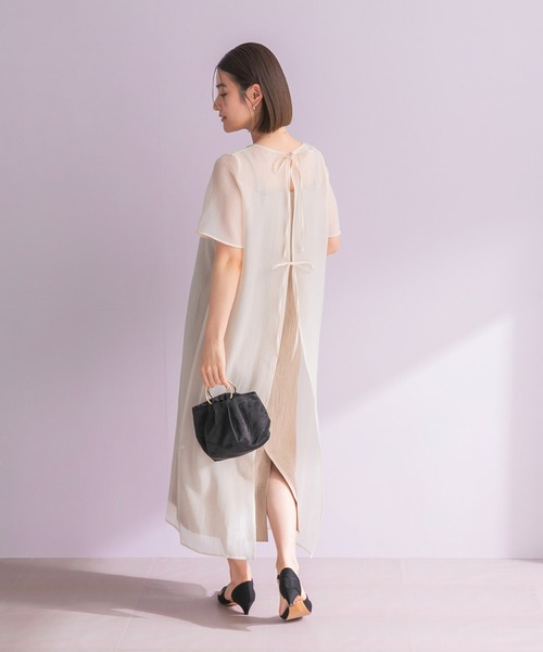 URBAN RESEARCH ROSSO WOMEN（アーバンリサーチ　ロッソ）の「ハーフスリーブオーガンジーバックオープンドレス（ワンピース・レディース・アイボリー/ブラック・FREE）」の9枚目の写真