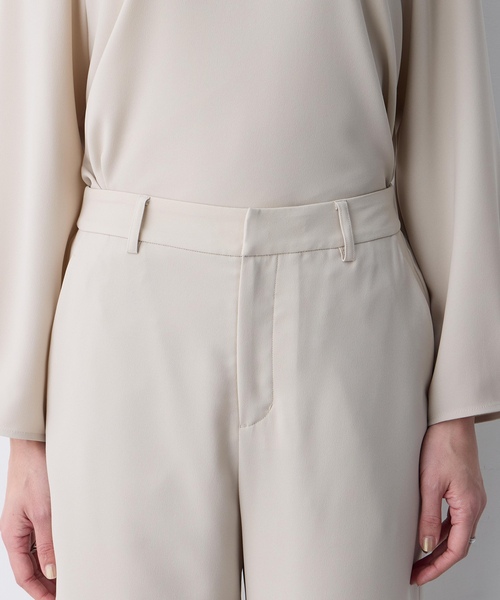 A/C DESIGN BY ALPHA CUBIC（エーシーデザインバイアルファキュービック）の「ストレッチジョーゼットストレートパンツ【接触冷感・UVカット・吸水速乾・セットアップ対応・大きいサイズあり】（その他パンツ・レディース・ブラック/ベージュ/ネイビー・61/64/67/70/73/76）」の15枚目の写真