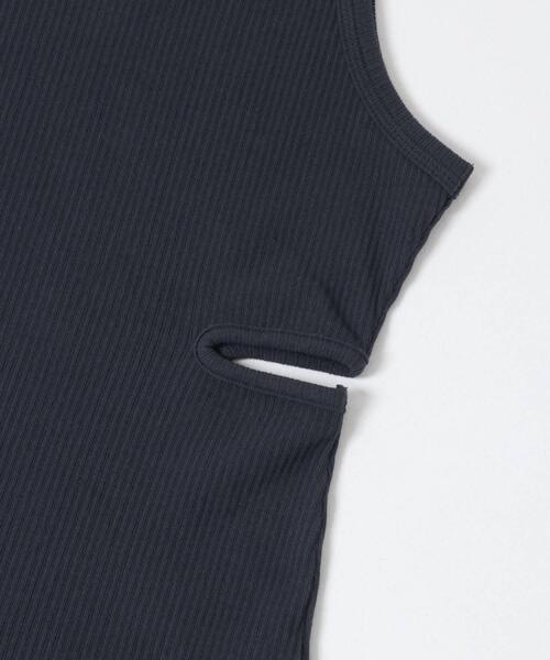 URBAN RESEARCH(アーバンリサーチ)の「new basic SIDE SLIT RIB TOPS(タンクトップ・レディース・ネイビー/オフホワイト・FREE)」の7枚目の写真