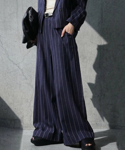 antiqua(アンティカ)の「ストライプ柄 ワイドパンツ(その他パンツ・レディース・ネイビー/ブラック・ONESIZE)」の7枚目の写真