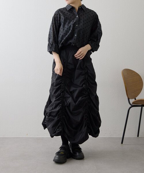 ear PAPILLONNER(イアパピヨネ)の「バックドロストシアーシャツ【SUM1 STYLE】(シャツ/ブラウス・レディース・ブラック・FREE)」の14枚目の写真
