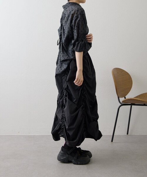 ear PAPILLONNER(イアパピヨネ)の「バックドロストシアーシャツ【SUM1 STYLE】(シャツ/ブラウス・レディース・ブラック・FREE)」の11枚目の写真