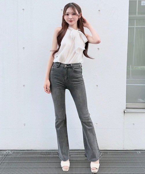NOMAE(ノーマエ)の「ラインビジューフレアデニム(デニムパンツ・レディース・ブルー/ブラック・MEDIUM/SMALL)」の22枚目の写真