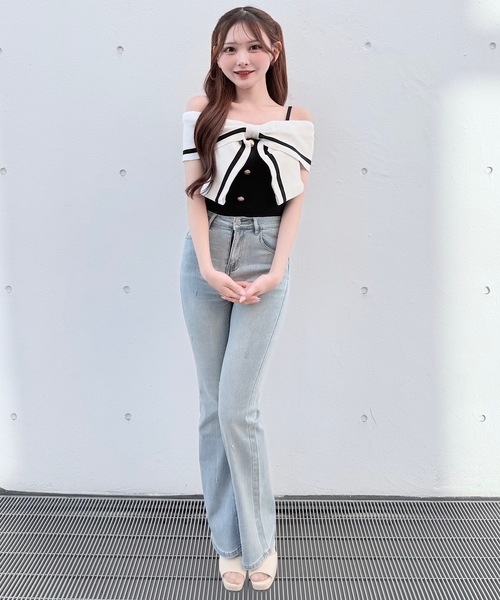 NOMAE(ノーマエ)の「ラインビジューフレアデニム(デニムパンツ・レディース・ブルー/ブラック・MEDIUM/SMALL)」の14枚目の写真