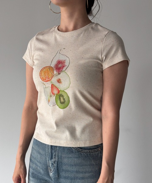 Fano Studios(ファノ ストゥディオズ)の「ラウンドネック フルーツモチーフ リブTシャツ FX26S116【Fano Studios】【2026SS】(Tシャツ/カットソー・レディース・ベージュ・S/M/L)」の14枚目の写真