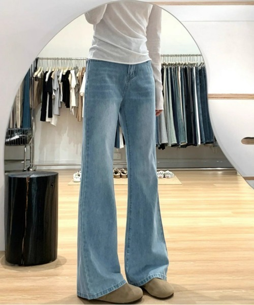 REBALANCE(リバランス)の「フレアデニムパンツ(デニムパンツ・レディース・A・LARGE/MEDIUM/X-LARGE)」の3枚目の写真