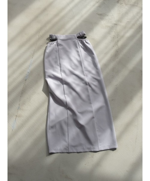 ILANIS(イラニス)の「Waist Cut Out Skirt(スカート・レディース・ライトブルー/ブラック/オフホワイト・FREE)」の7枚目の写真