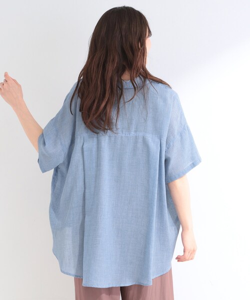 SHOO・LA・RUE（シューラルー）の「【体型カバー】やわらかゆるっと ヒップがすっぽり隠れる 5分袖シアーシャツ（シャツ/ブラウス・レディース・アイボリー/チャコールグレー/ピンク系/ブルー系その他・00）」の6枚目の写真