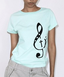 FANCY CLUB（ファンシークラブ）の「A'GEM/9 × .kom 『FANCY CLUB/ファンシークラブ』CLEF SYMBOL TEE/クレフシンボルTシャツ（Tシャツ/カットソー）」