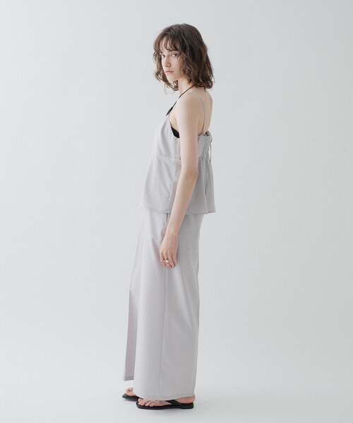 cloenc（クロエンス）の「【接触冷感／UVカット／マシンウォッシュ】キャミオールインワン（サロペット/オーバーオール・レディース・チャコールグレー・01/02/03）」の16枚目の写真