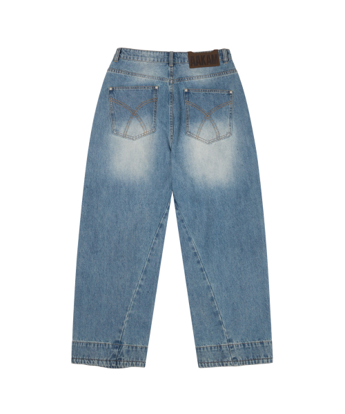 AAKAM(アーカム)の「AKM Curved Denim Pants (Sky Blue)(デニムパンツ・レディース・その他・1/2)」の3枚目の写真