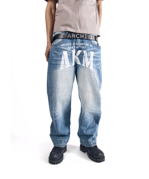 AAKAM(アーカム)の「AKM Curved Denim Pants (Sky Blue)(デニムパンツ・レディース・その他・1/2)」の9枚目の写真