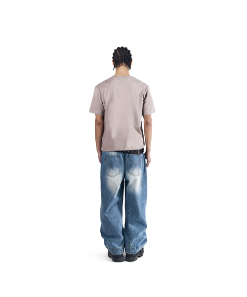 AAKAM(アーカム)の「AKM Curved Denim Pants (Sky Blue)(デニムパンツ・レディース・その他・1/2)」の12枚目の写真