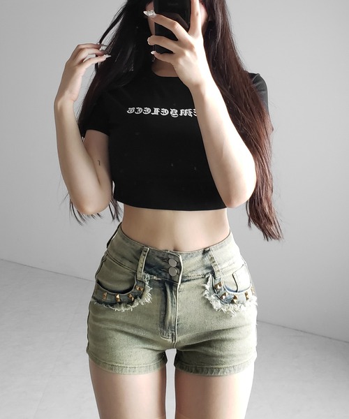 me+em select(ミームセレクト)の「【 2color / 3size 】ヴィンテージライクスタッズスリムフィットデニムショートパンツ / vintage like studded slim-fit denim shorts ※※(デニムパンツ・レディース・ブラック/ブルー・MEDIUM/LARGE/SMALL)」の16枚目の写真