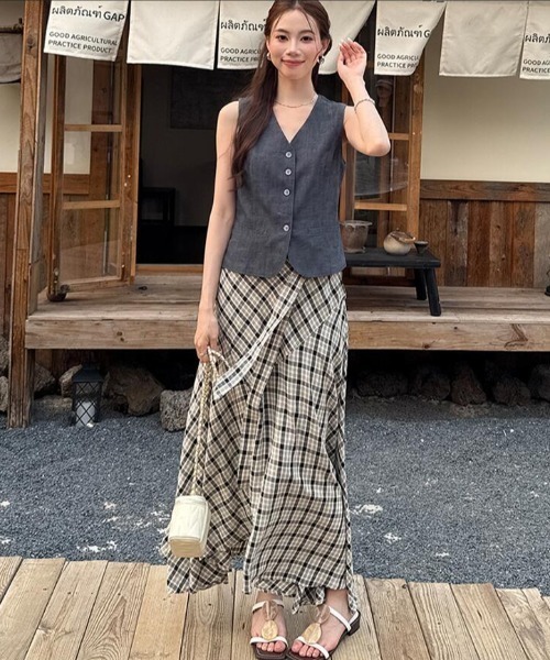 ♥70sVintageスカート3点セットまとめ売り♥ セール】V ネック前開きベスト × チェック柄アシンメトリーマキシ
