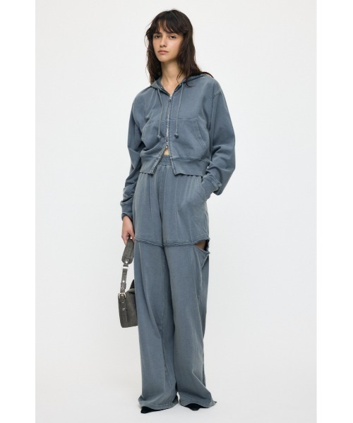 MOUSSY(マウジー)の「【セットアップ対応】GARMENT フ―ディー(パーカー・レディース・ブルー/ライトブラック・FREE)」の5枚目の写真