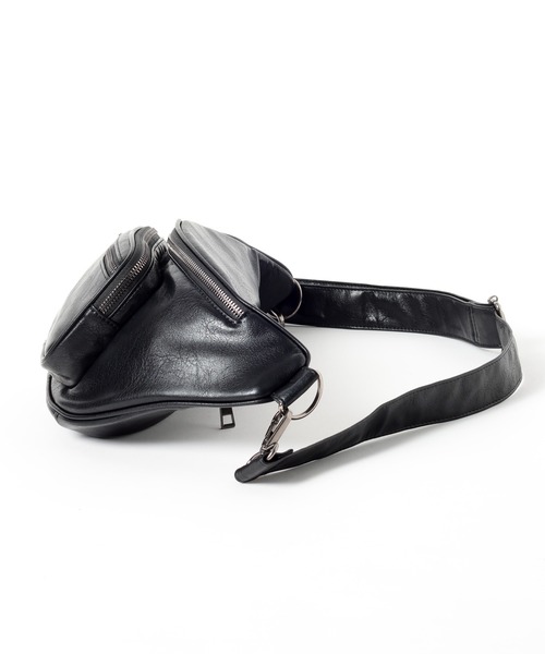 PBLIM(ページボーイリム)の「《UNISEX/8個ポケットで収納可能》ボディバッグ / 500mlペットボトル(ボディバッグ/ウエストポーチ・レディース・ブラウン/ブラック・FREE)」の14枚目の写真