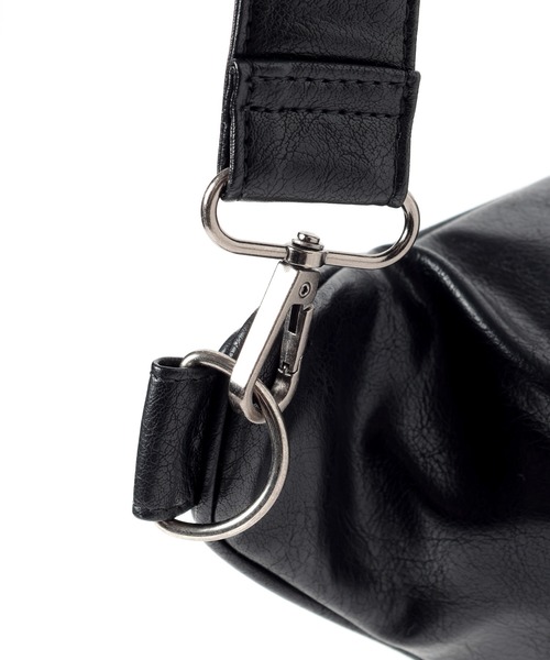 PBLIM(ページボーイリム)の「《UNISEX/8個ポケットで収納可能》ボディバッグ / 500mlペットボトル(ボディバッグ/ウエストポーチ・レディース・ブラウン/ブラック・FREE)」の7枚目の写真
