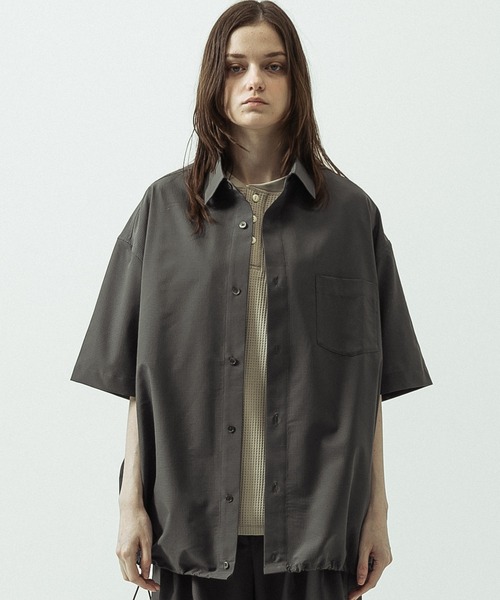SLICK(スリック)の「【ZOZO限定】SLICK/スリック/Cool Dots Drawstring Regular Collar Shirt / クールドッツドローストリングレギュラーカラーシャツ/セットアップ(シャツ/ブラウス・メンズ・ベージュ/ブラック/チャコールグレー・1/2/3)」の21枚目の写真