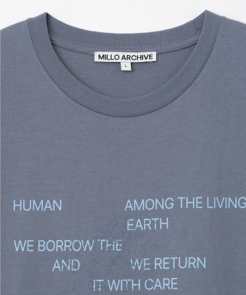 Millo Archive（ミロ アーカイブ）の「リビングトレースTシャツ[ブルーグレー]（Tシャツ/カットソー・メンズ・その他・MEDIUM/LARGE/X-LARGE）」の2枚目の写真