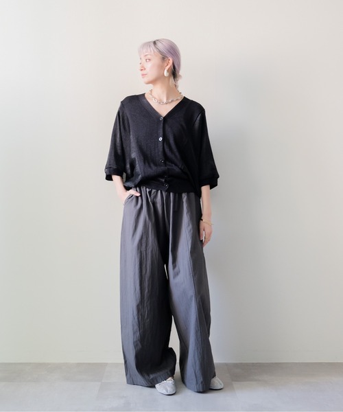 DOLLUPOOPS(ドールアップウップス)の「Easy Tuck Wide Pants(イージータックワイドパンツ)(その他パンツ・レディース・チャコール/オフホワイト・MEDIUM)」の14枚目の写真